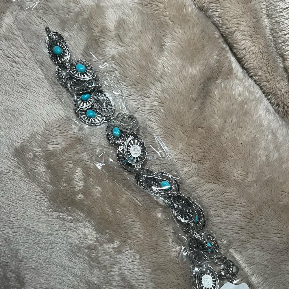 Turquoise & Oval Decor Chain Belt